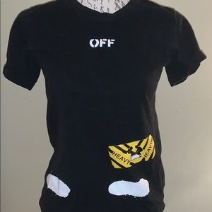 Off white t shirt
